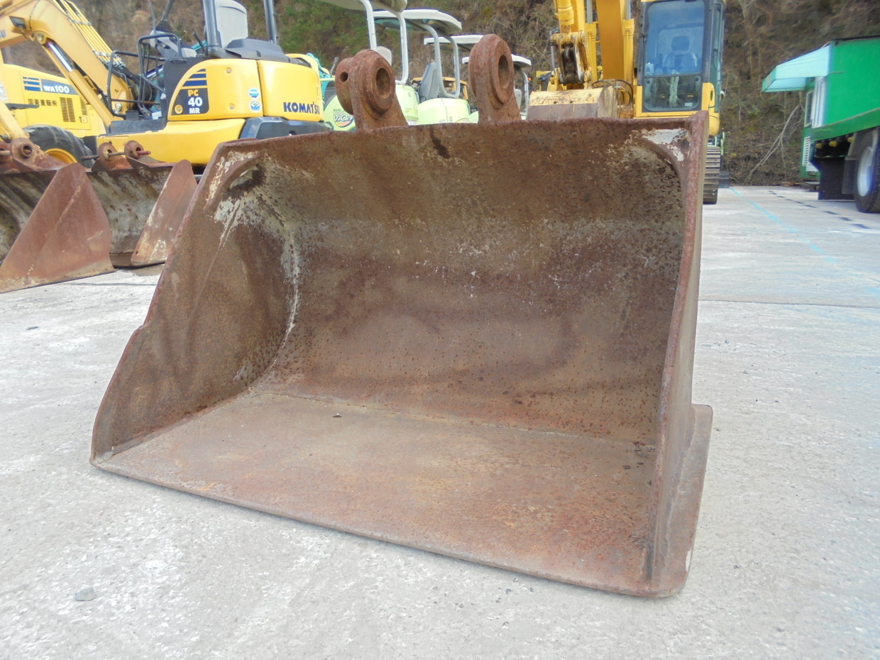 Used Construction Machine Used KATO WORKS KATO WORKS Bucket Slope bucket HD250 Slope bucket