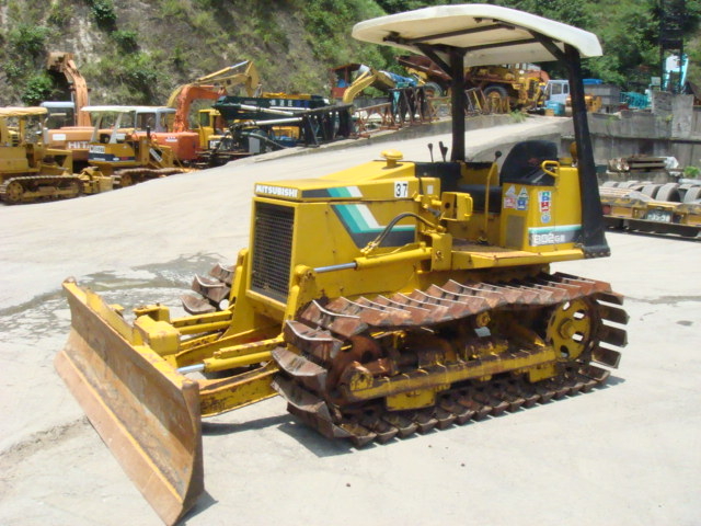 Used Construction Machine Used MITSUBISHI MITSUBISHI Bulldozer  BD2G