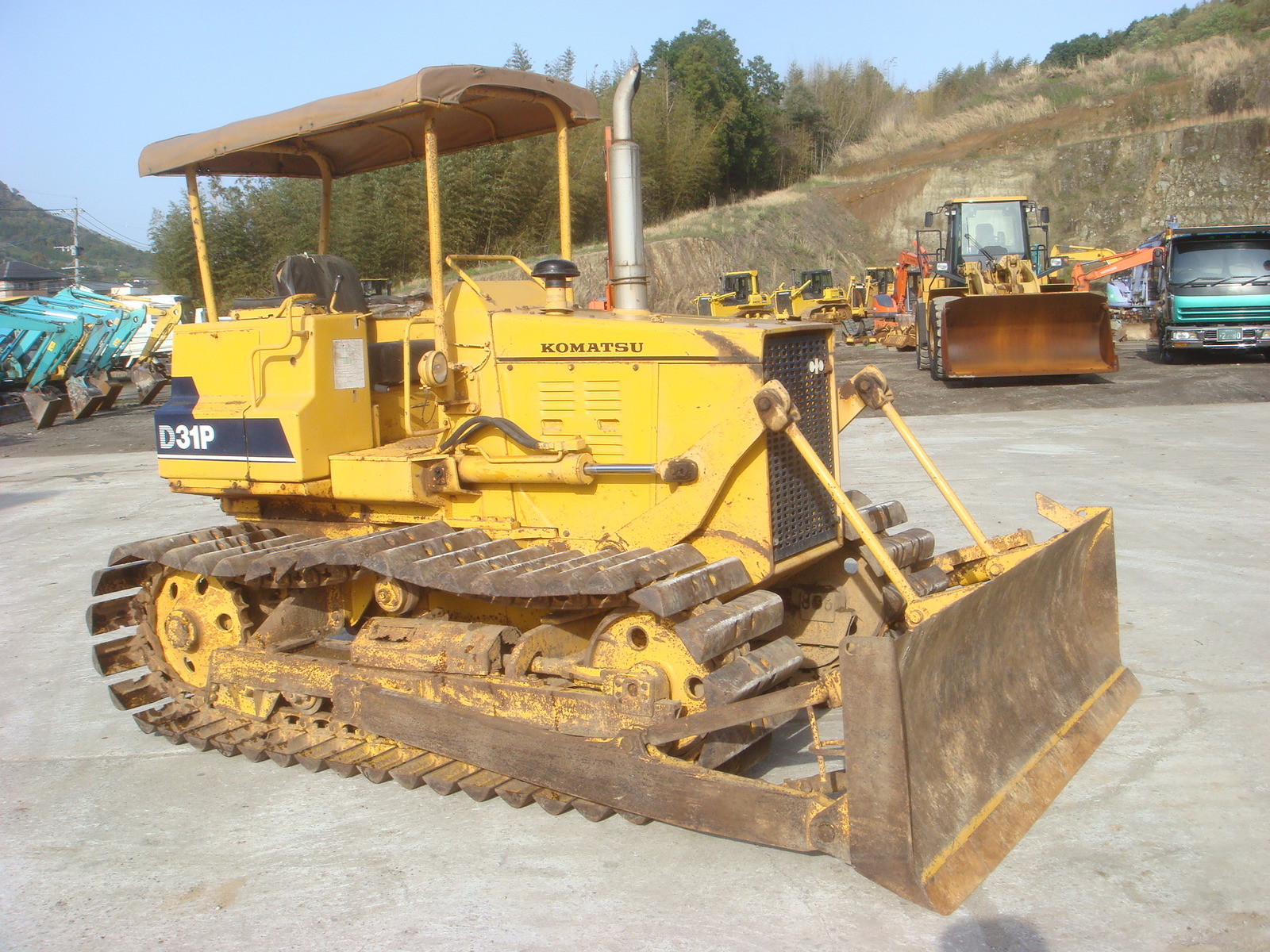 Used Construction Machine Used KOMATSU KOMATSU Bulldozer  D31P-16