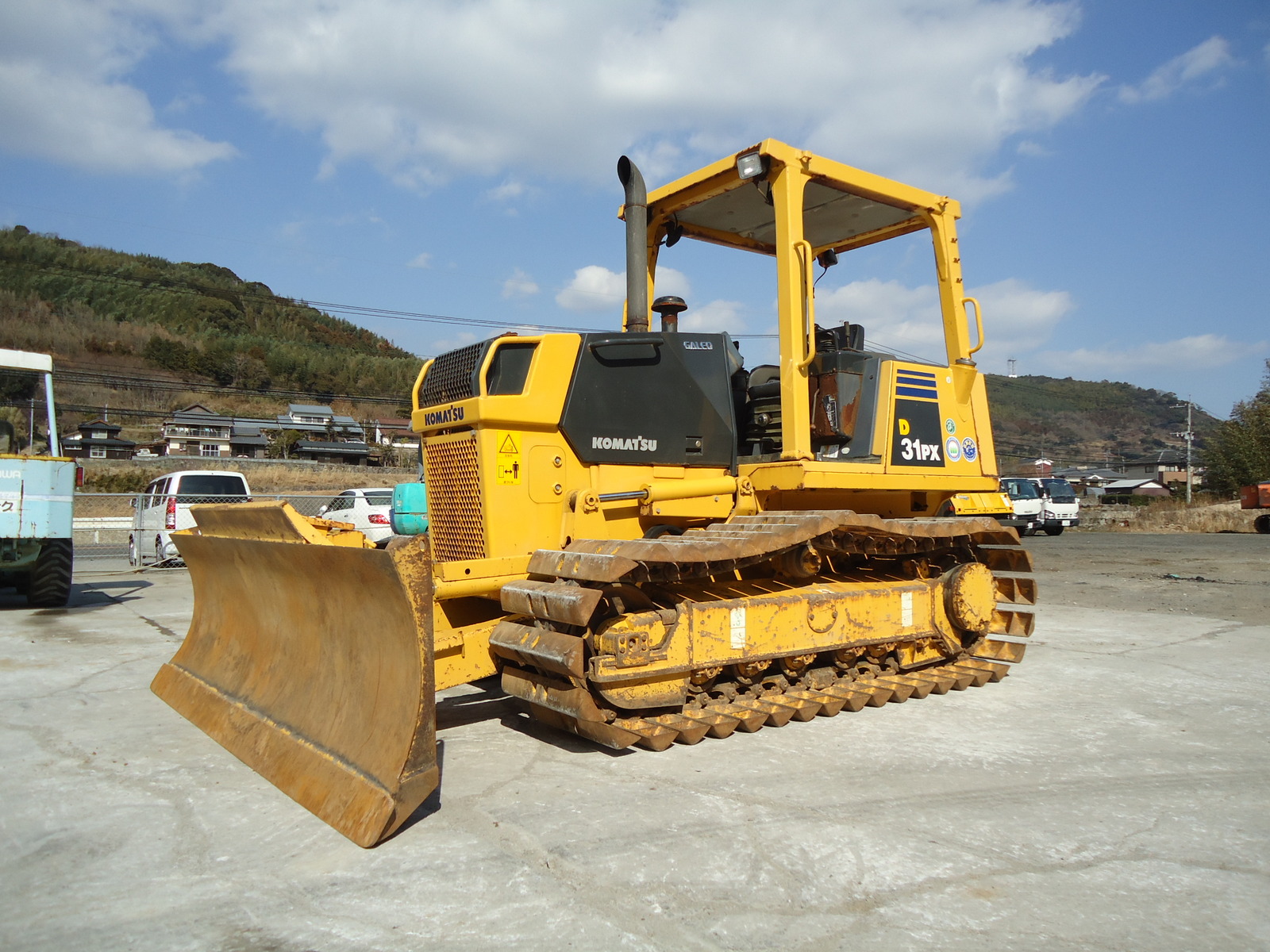 中古建設機械 中古 コマツ KOMATSU ブルドーザ  D31PX-21