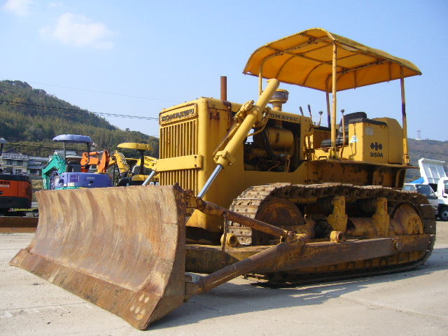 中古建設機械 中古 コマツ KOMATSU ブルドーザ  D50-15