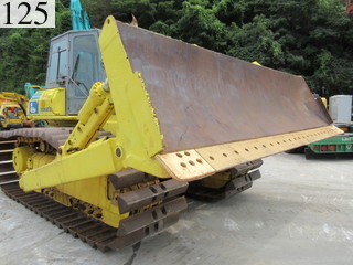 中古建設機械 中古 コマツ KOMATSU ブルドーザ  D65P-12