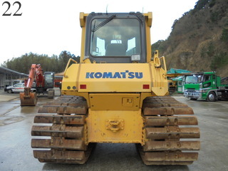 中古建設機械 中古 コマツ KOMATSU ブルドーザ  D65PX-15E0