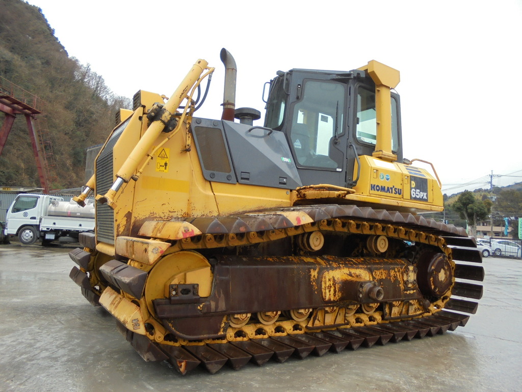 中古建設機械 中古 コマツ KOMATSU ブルドーザ  D65PX-15E0