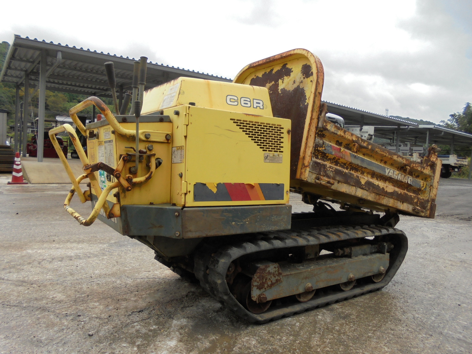 Used Construction Machine Used YANMAR YANMAR Crawler carrier Crawler Dump C6R