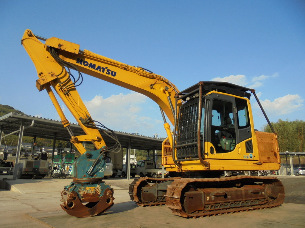 中古建設機械 中古 コマツ KOMATSU 林業機械 グラップル・ウインチ・排土板 PC120-8NM