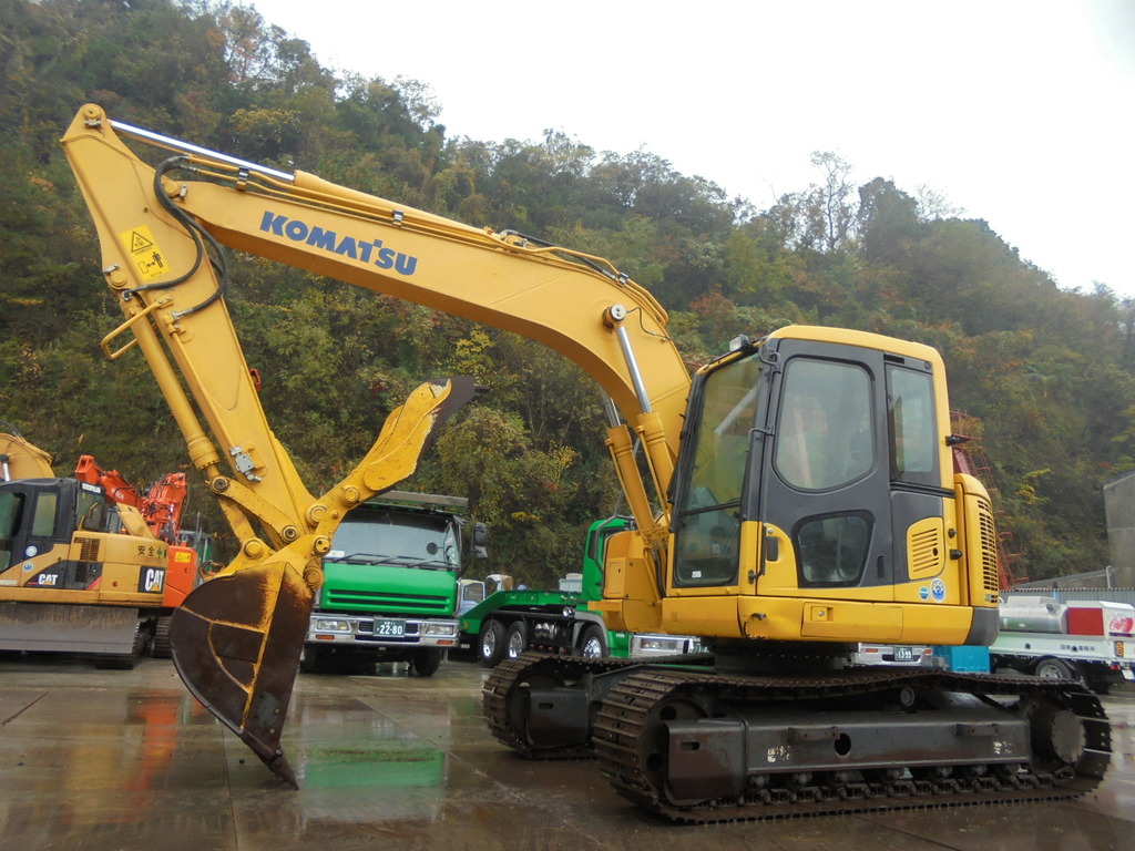 Used Construction Machine Used KOMATSU KOMATSU Forestry excavators Grapple / Winch / Blade PC128US-8