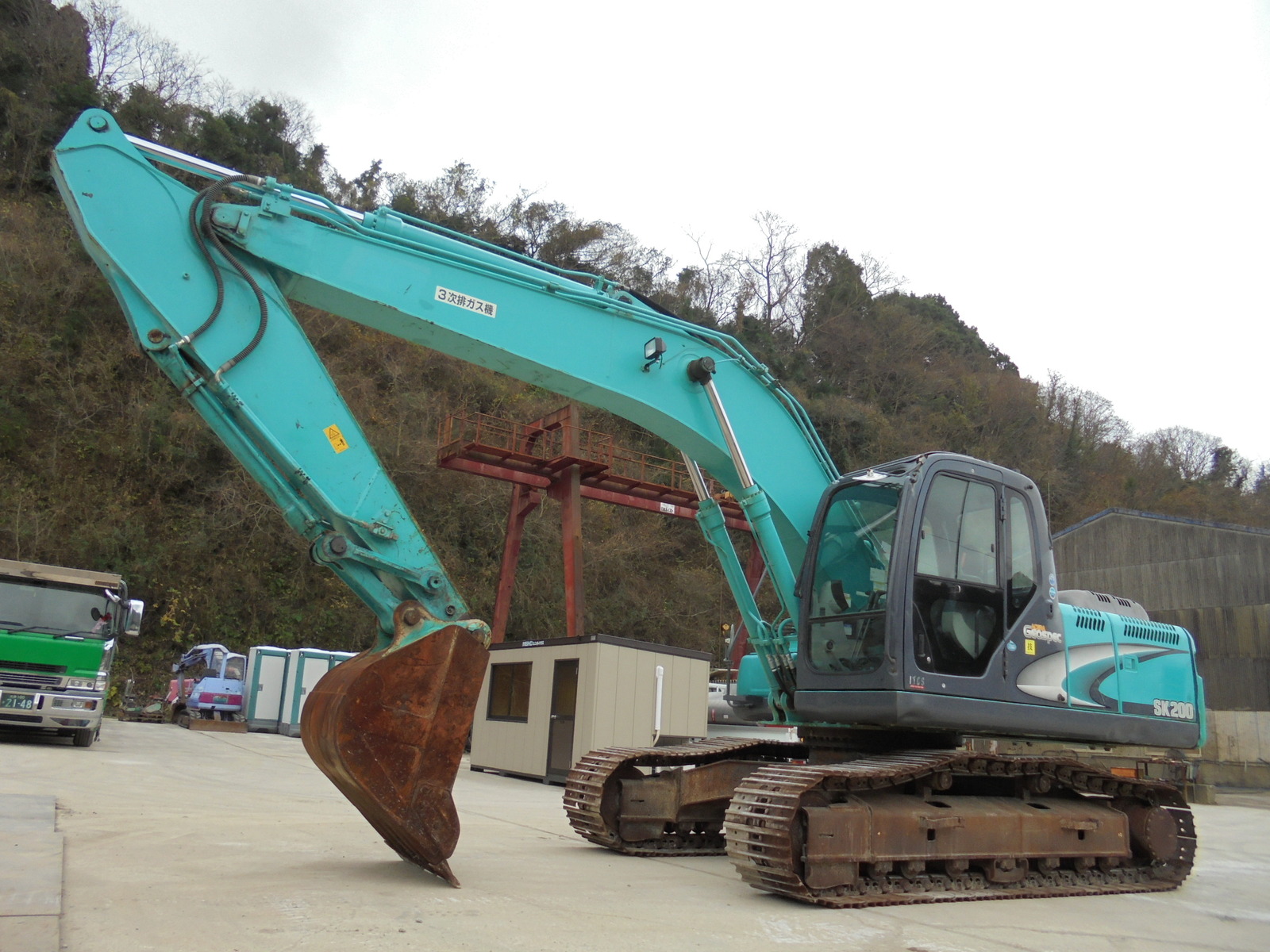 中古建設機械 中古 コベルコ建機 KOBELCO 油圧ショベル・バックホー ０．７－０．９立米 SK200-8