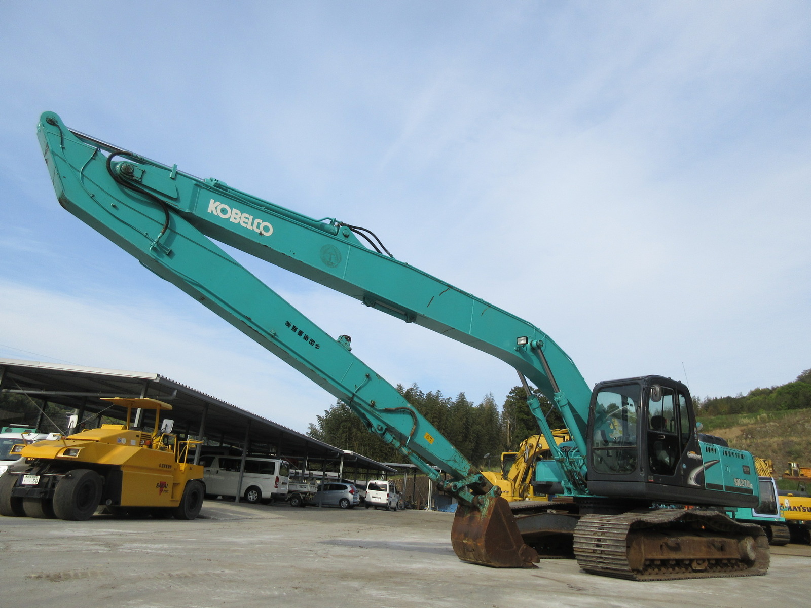 中古建設機械 中古 神鋼コベルコ建機 KOBELCO 油圧ショベル・バックホー ０．７－０．９立米 SK210LC-8