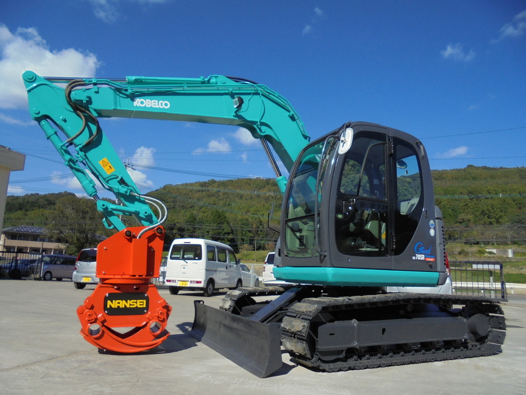 中古建設機械 中古 神鋼コベルコ建機 KOBELCO 林業機械 グラップル・ウインチ・排土板 SK70SR-1ES