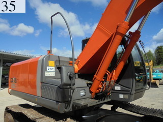 Used Construction Machine Used HITACHI HITACHI Excavator 0.7-0.9m3 ZX200-3