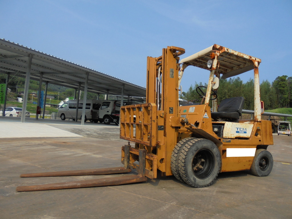 Used Construction Machine Used TCM TCM Forklift Diesel engine FD25Z2