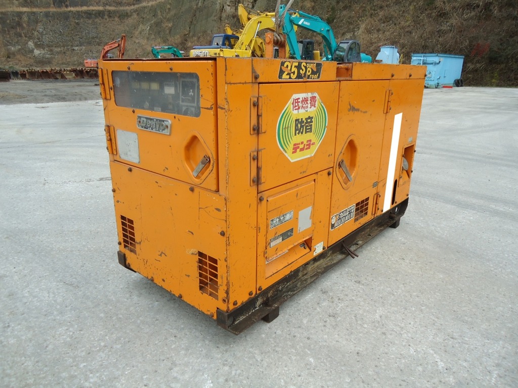 Used Construction Machine Used DENYO DENYO Generator  DCA-25SPM