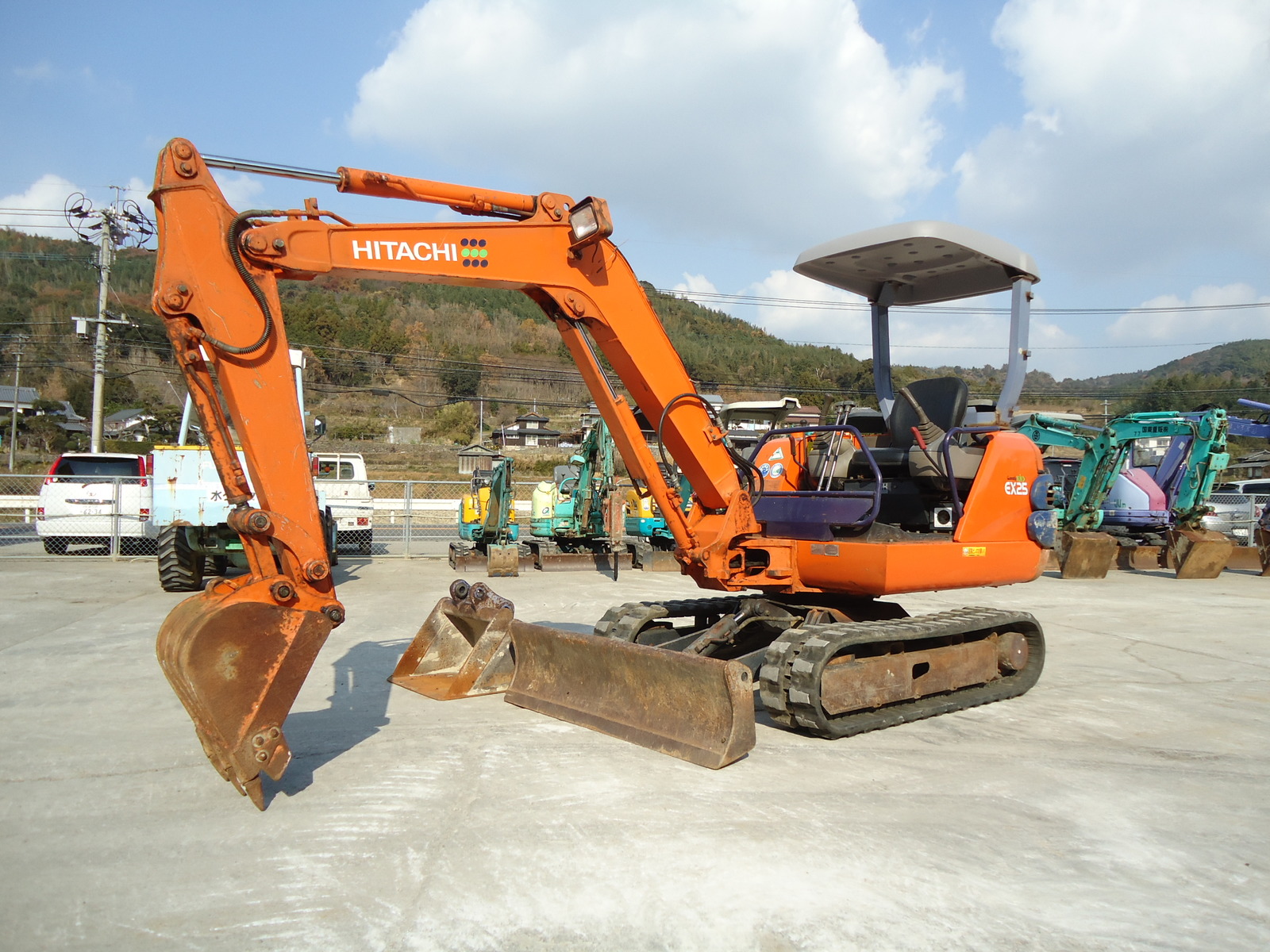 Used Construction Machine Used HITACHI HITACHI Excavator ~0.1m3 EX25-2