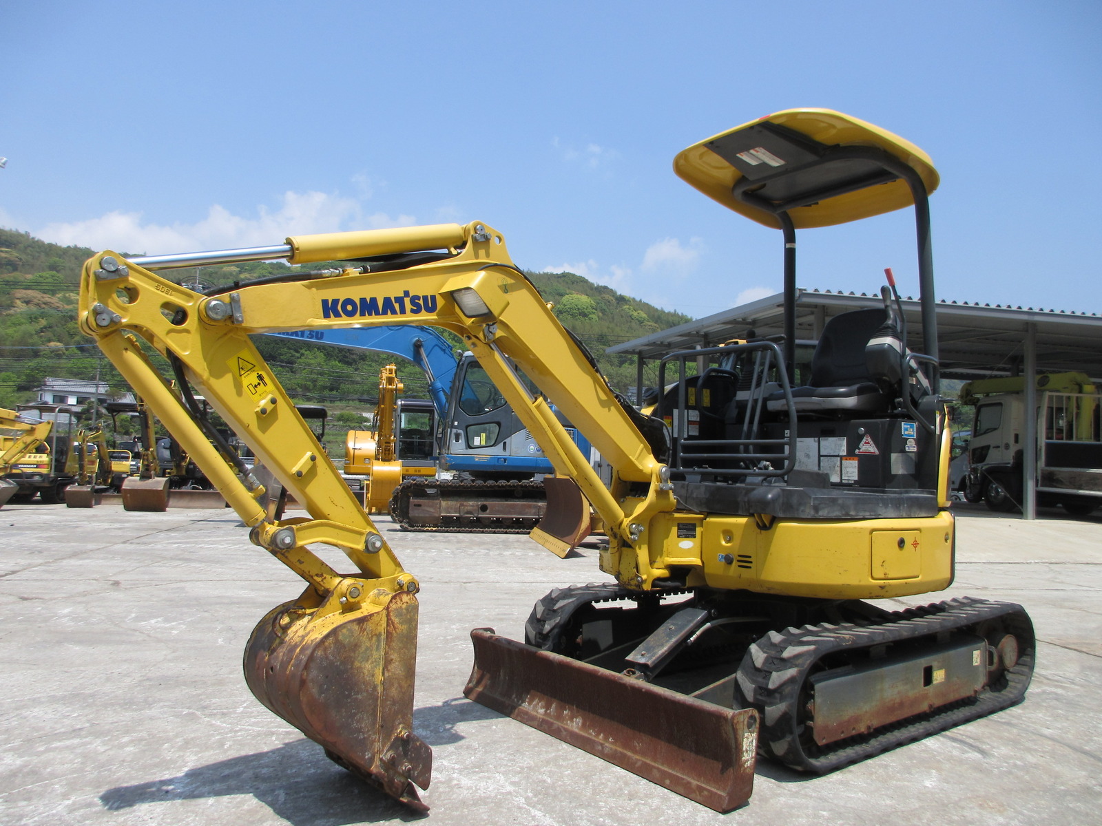 Used Construction Machine Used KOMATSU KOMATSU Excavator ~0.1m3 PC20MR-3