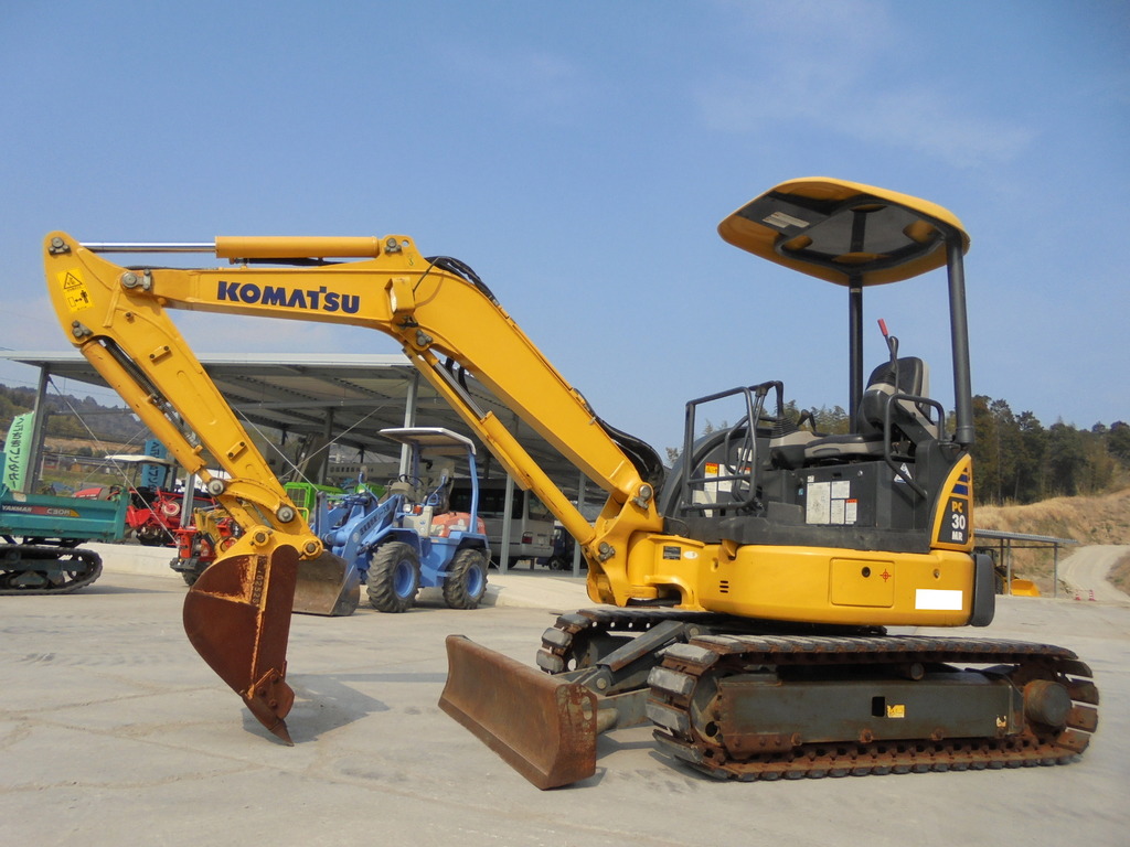 Used Construction Machine Used KOMATSU KOMATSU Excavator ~0.1m3 PC30MR-3