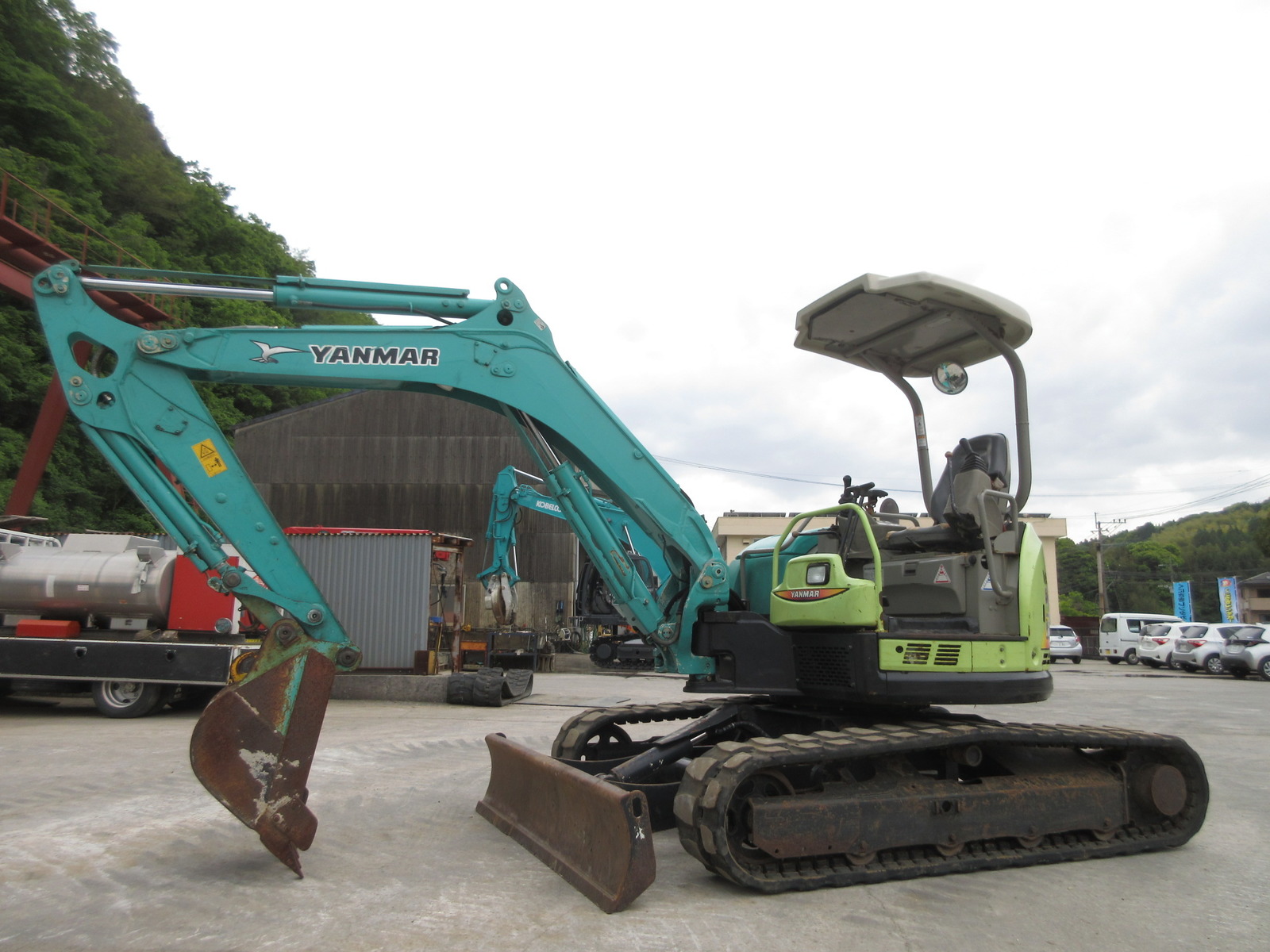 Used Construction Machine Used YANMAR YANMAR Excavator 0.2-0.3m3 ViO40-5B