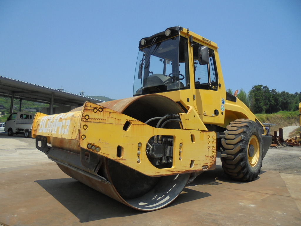 Used Construction Machine Used BOMAG BOMAG Roller Vibration rollers for earthwork BW211D-4