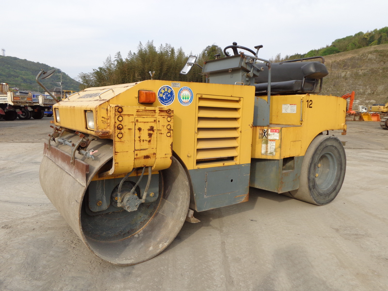 Used Construction Machine Used SUMITOMO SUMITOMO Roller Vibration rollers for paving HW41VW-2