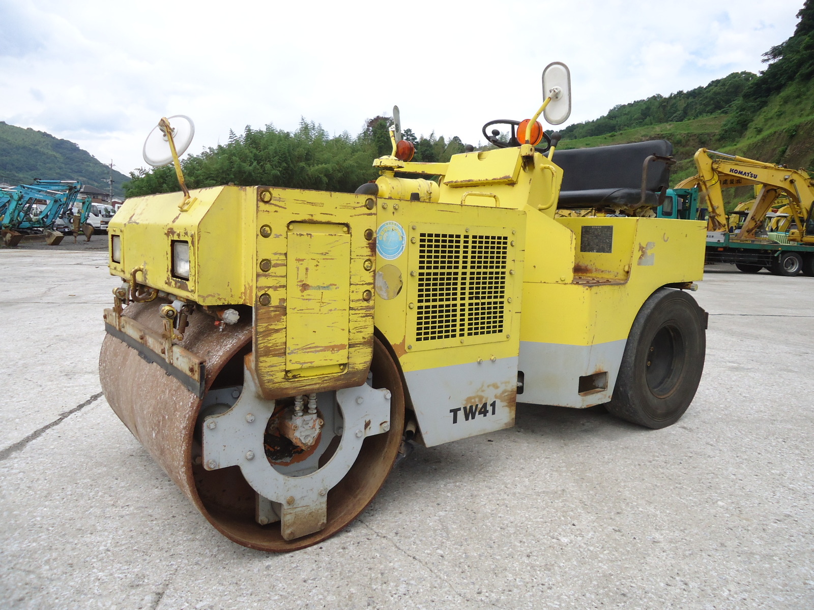 Used Construction Machine Used SAKAI SAKAI Roller Vibration rollers for paving TW41