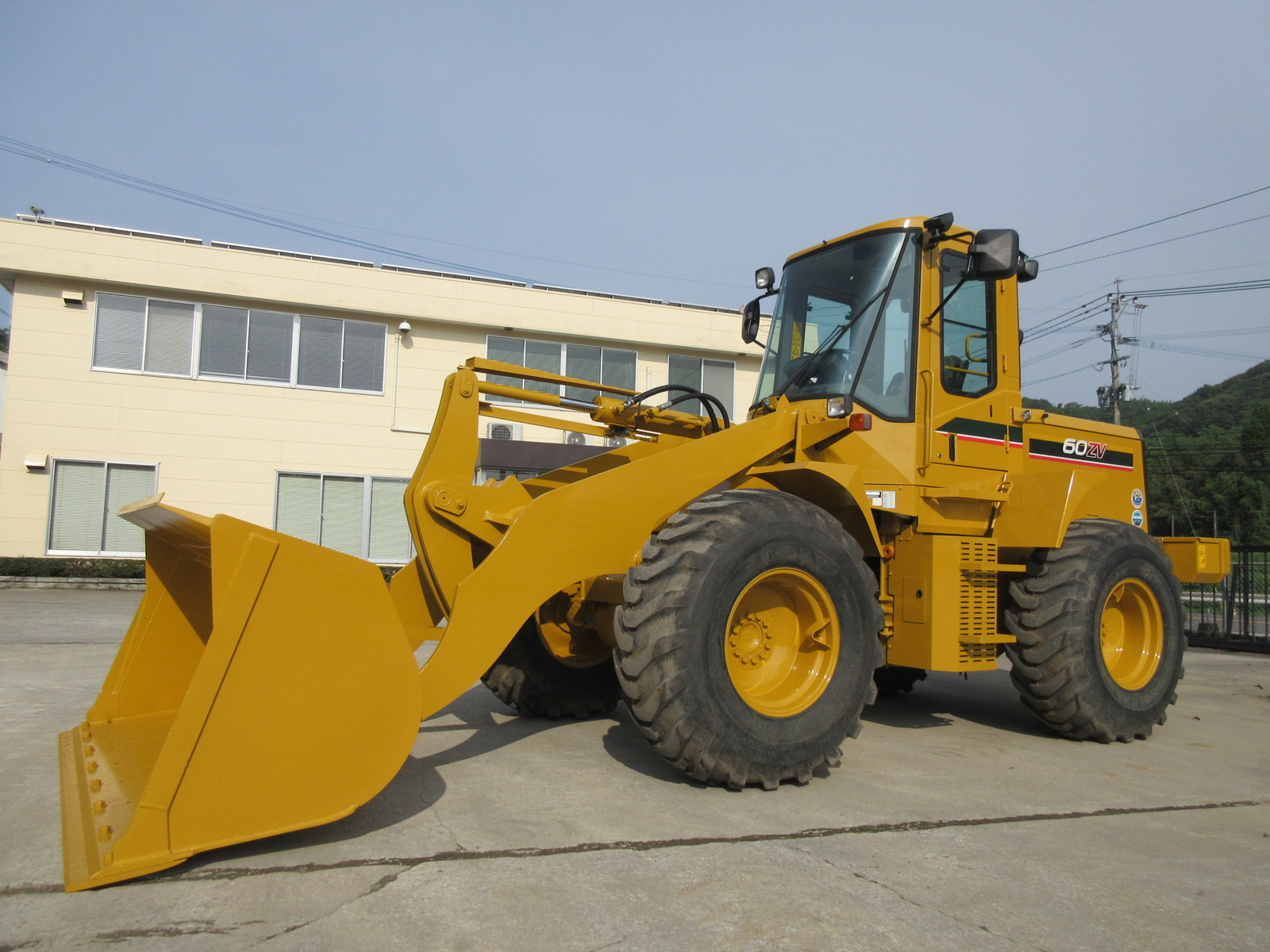 Used Construction Machine Used KAWASAKI KAWASAKI Wheel Loader bigger than 1.0m3 60ZV-2