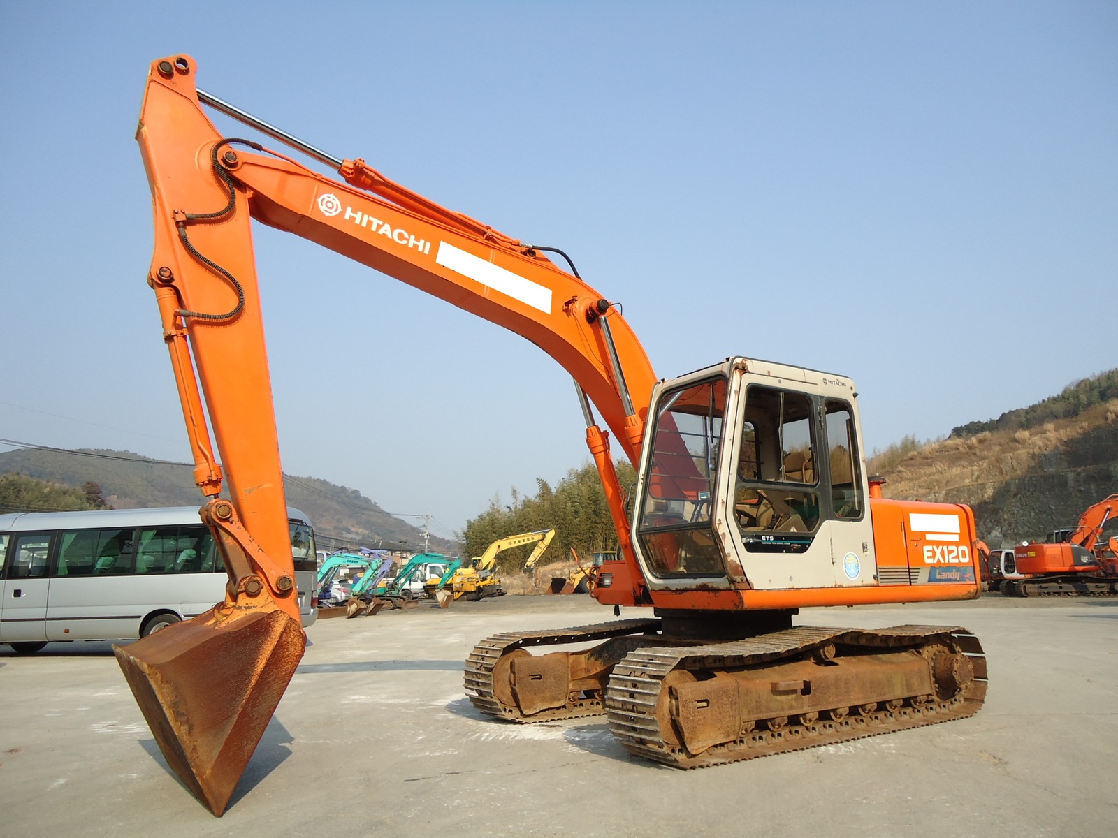 中古建設機械 中古 日立建機 HITACHI 油圧ショベル・バックホー ０．４－０．５立米 EX120