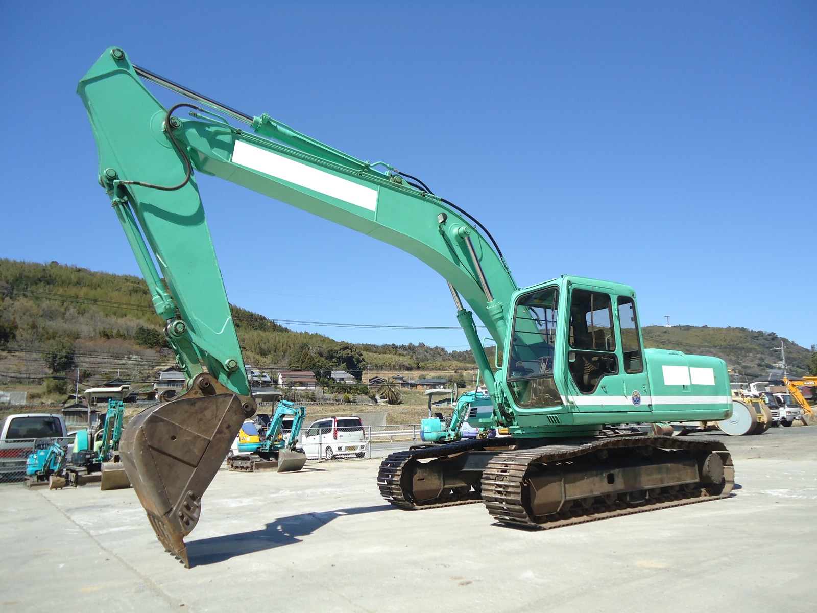 Used Construction Machine Used HITACHI HITACHI Excavator 0.7-0.9m3 EX200-2