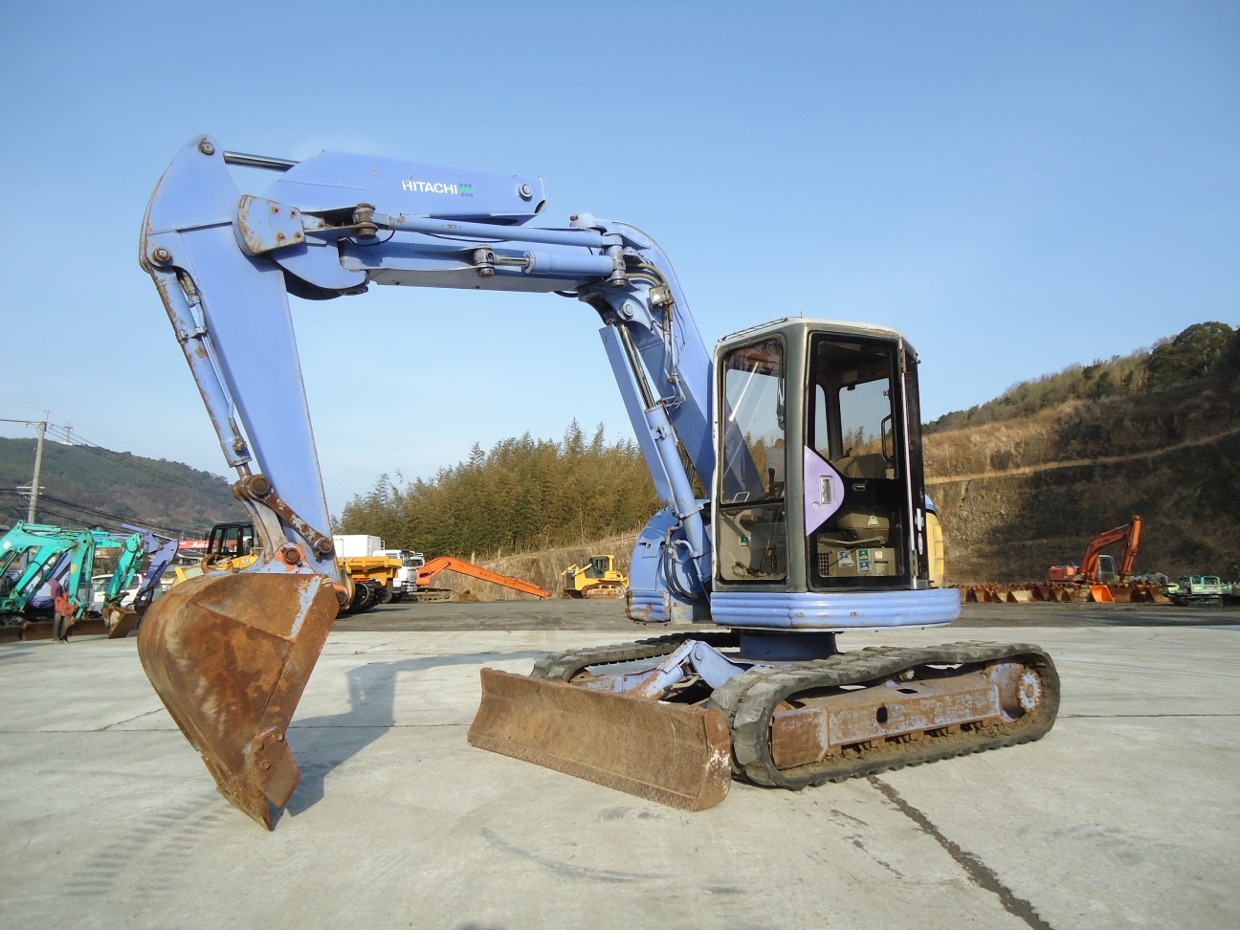 Used Construction Machine Used HITACHI HITACHI Excavator 0.2-0.3m3 EX75UR