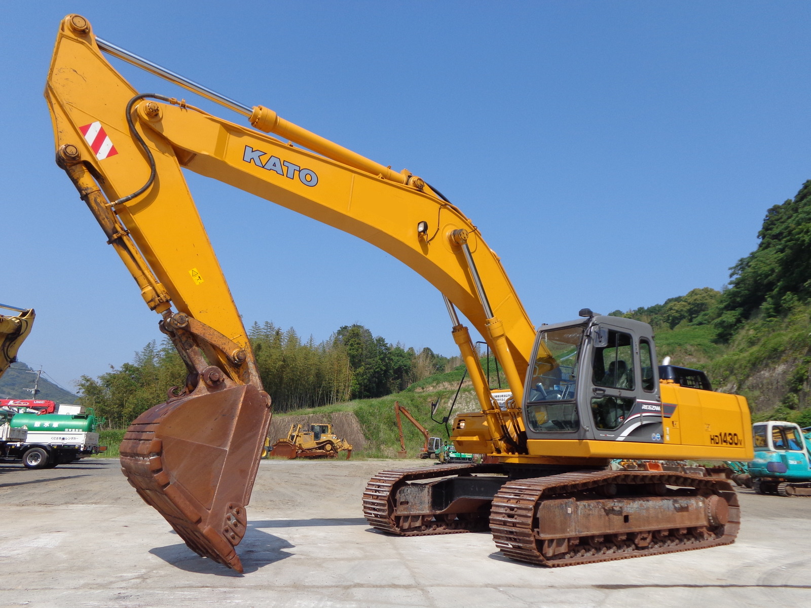 Used Construction Machine Used KATO WORKS KATO WORKS Excavator 1.0~m3 HD1430V