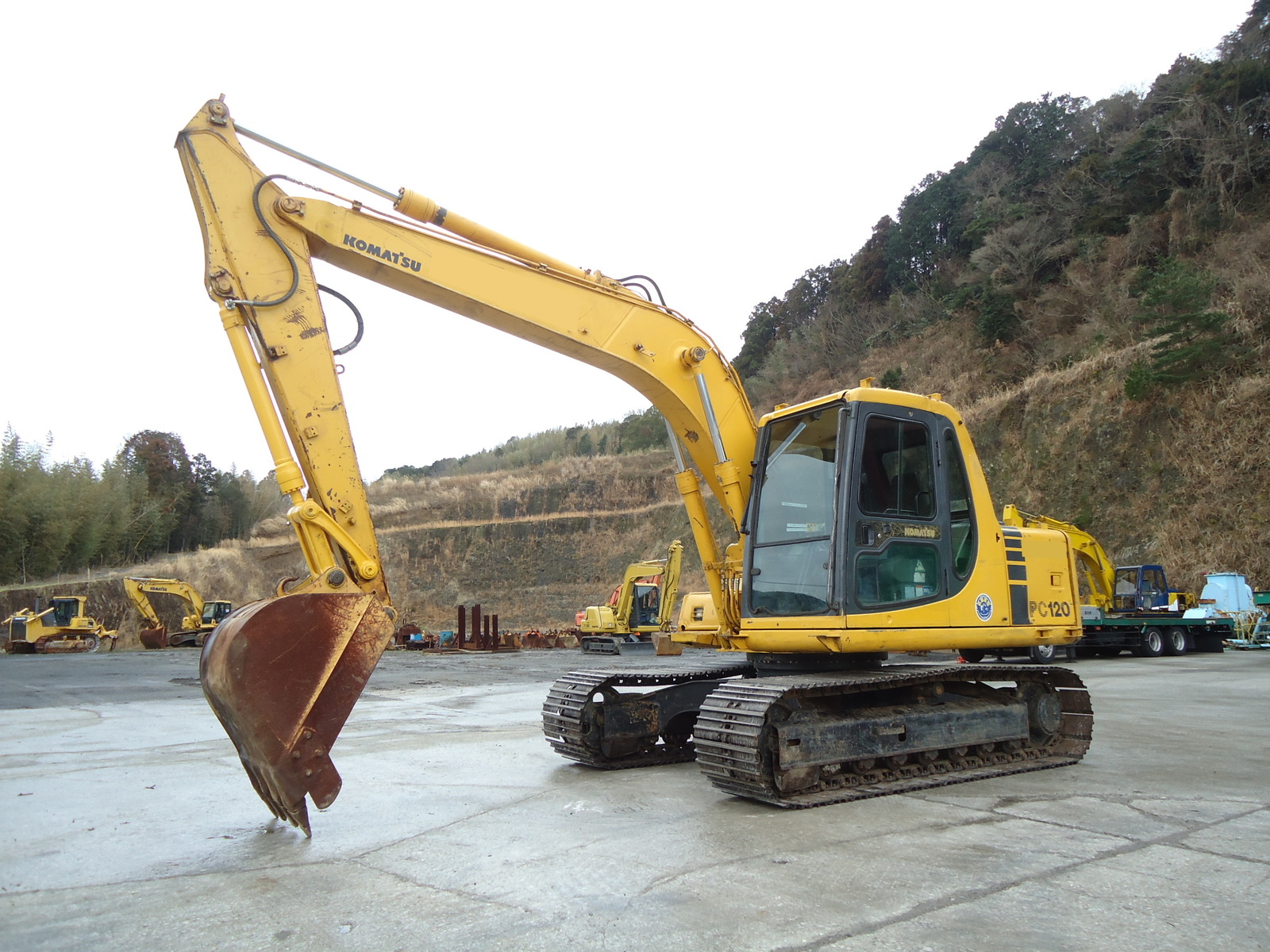 Used Construction Machine Used KOMATSU KOMATSU Excavator 0.4-0.5m3 PC120-6