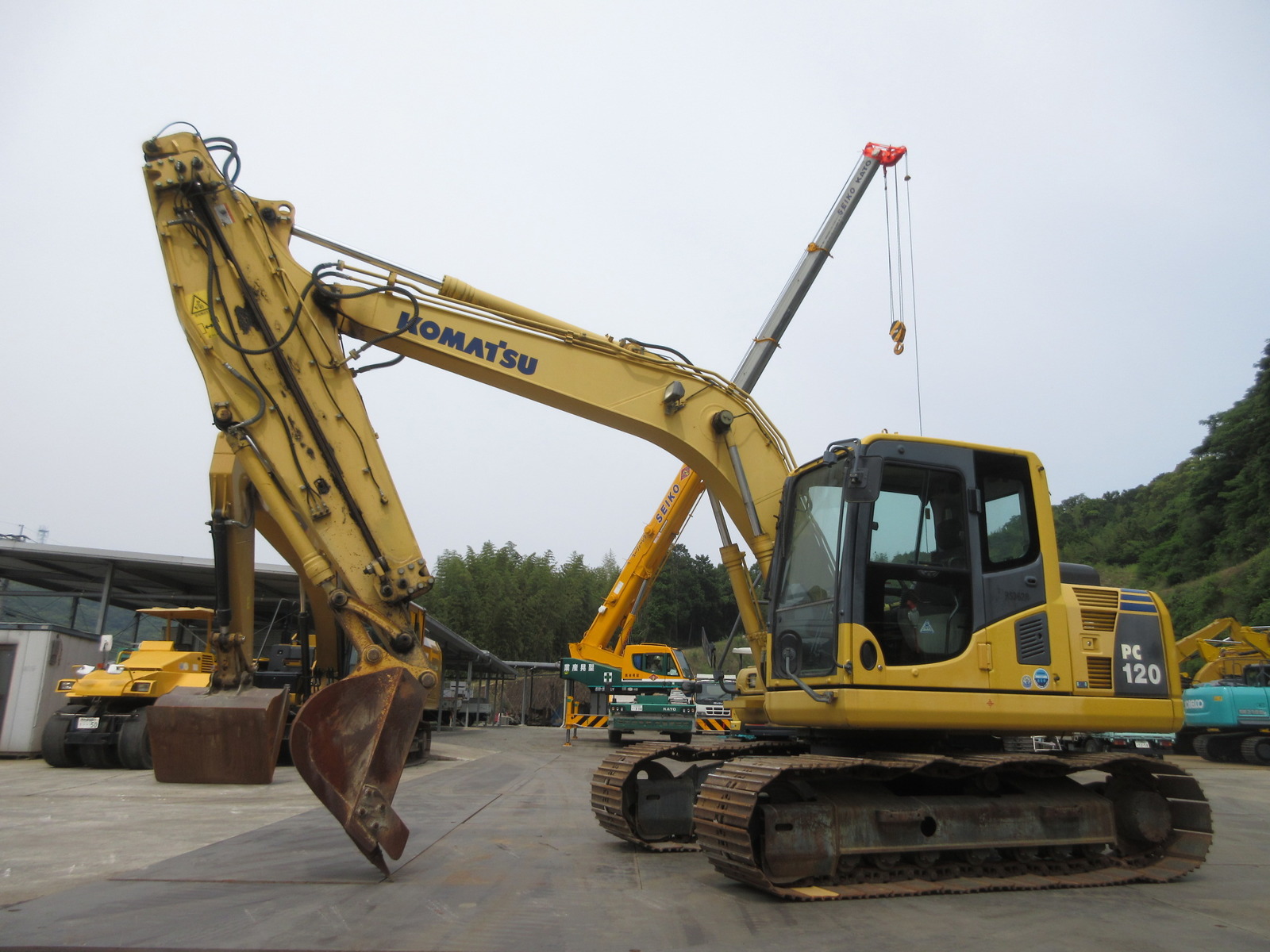 Used Construction Machine Used KOMATSU KOMATSU Excavator 0.4-0.5m3 PC120-8