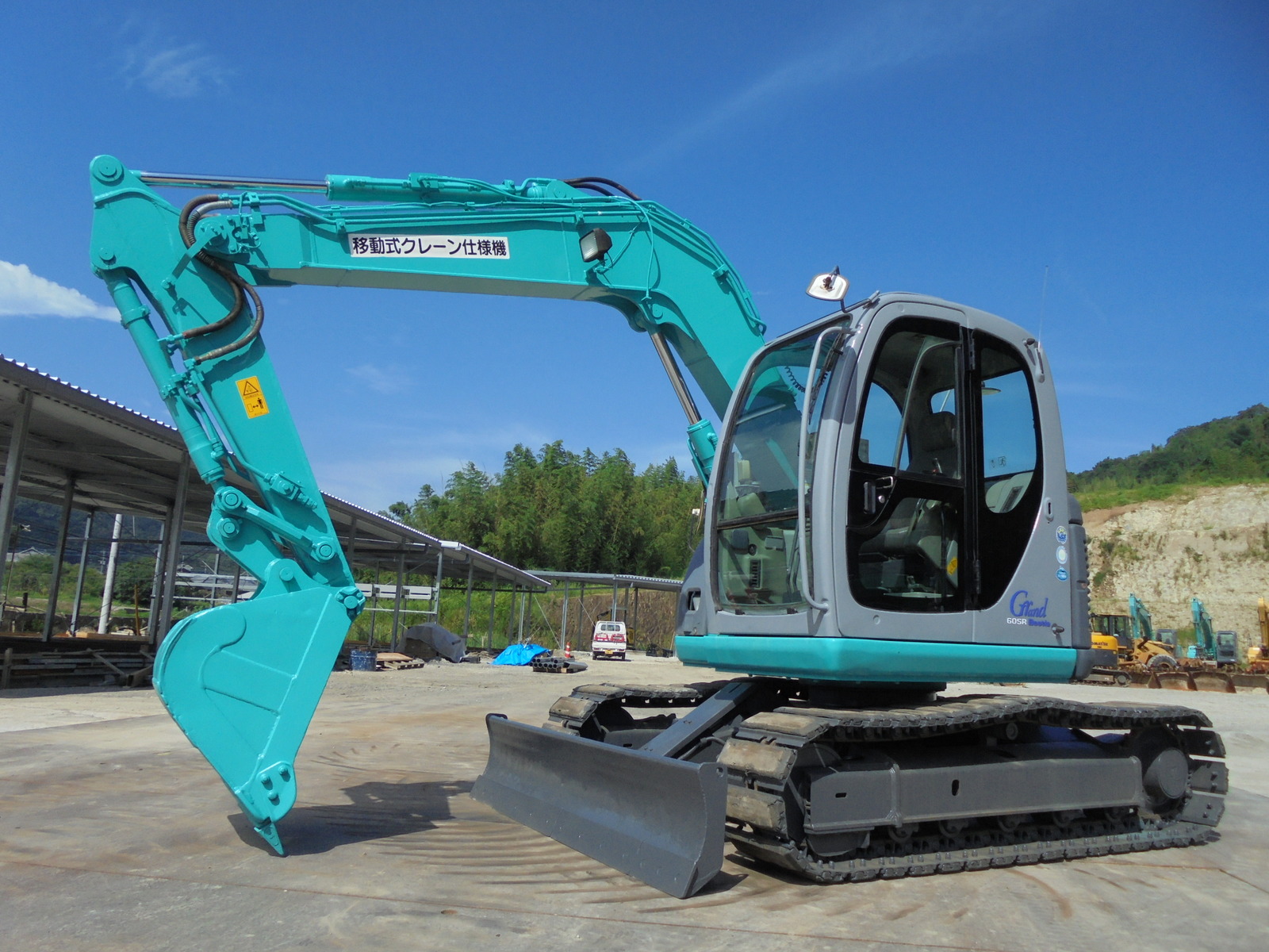 中古建設機械 中古 神鋼コベルコ建機 KOBELCO 油圧ショベル・バックホー ０．２－０．３立米 SK60SR-1E