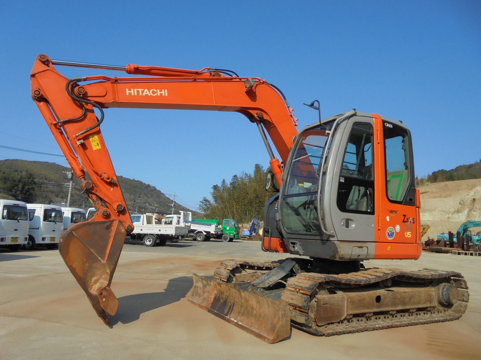 Used Construction Machine Used HITACHI HITACHI Excavator 0.2-0.3m3 ZX75US-A