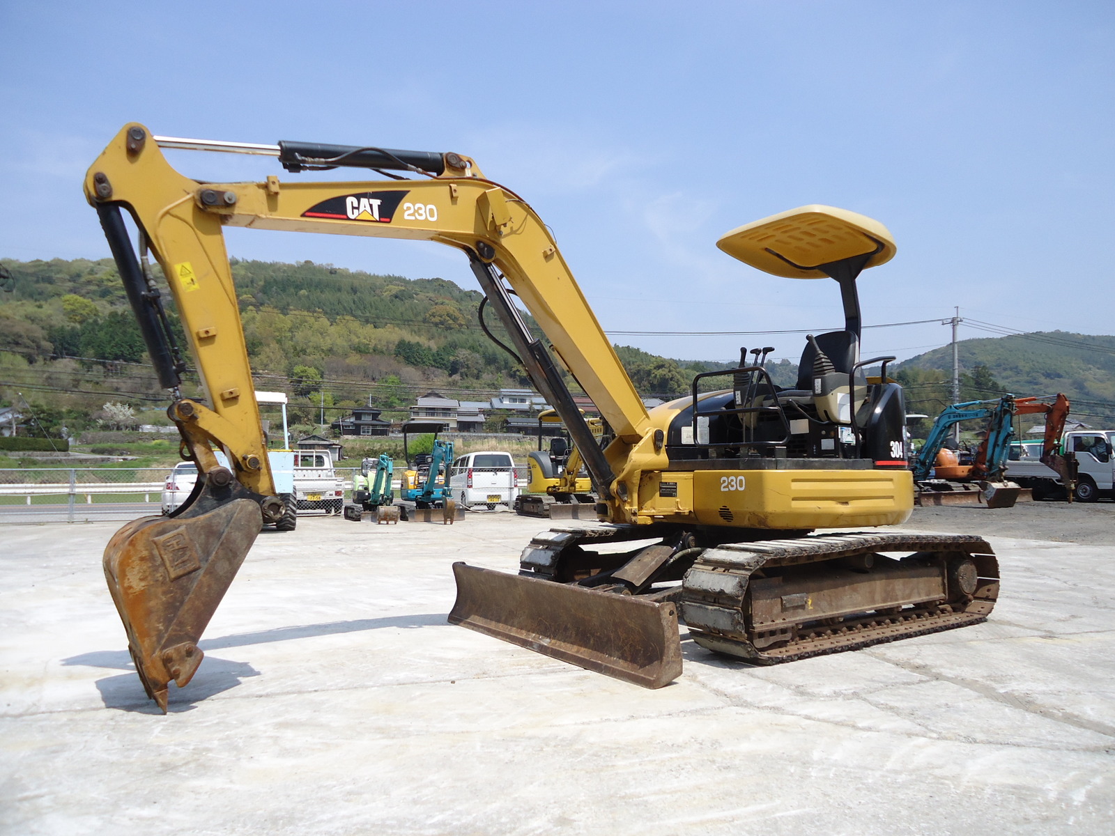 Used Construction Machine Used CAT CAT Excavator 0.2-0.3m3 304CR