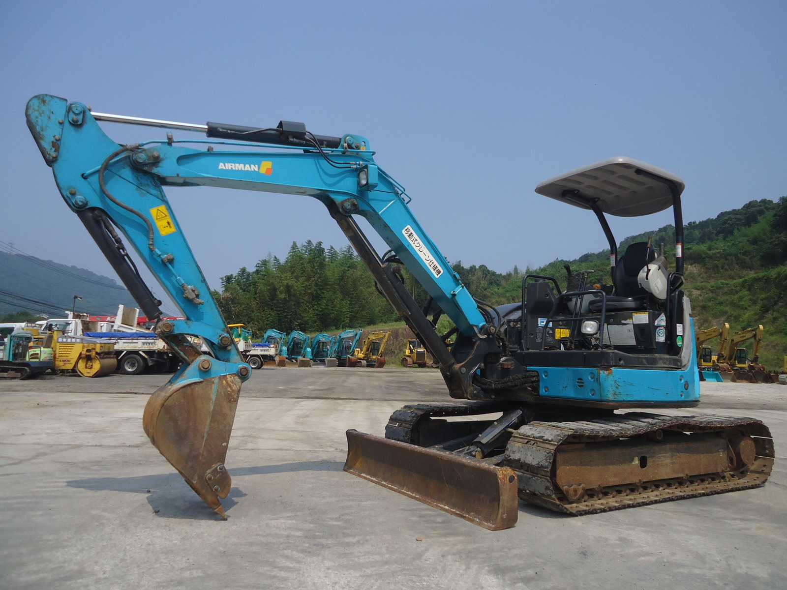 Used Construction Machine Used AIRMAN AIRMAN Excavator 0.2-0.3m3 AX40U-5