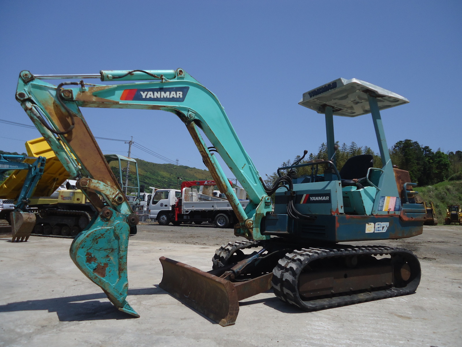 Used Construction Machine Used YANMAR YANMAR Excavator ~0.1m3 B27