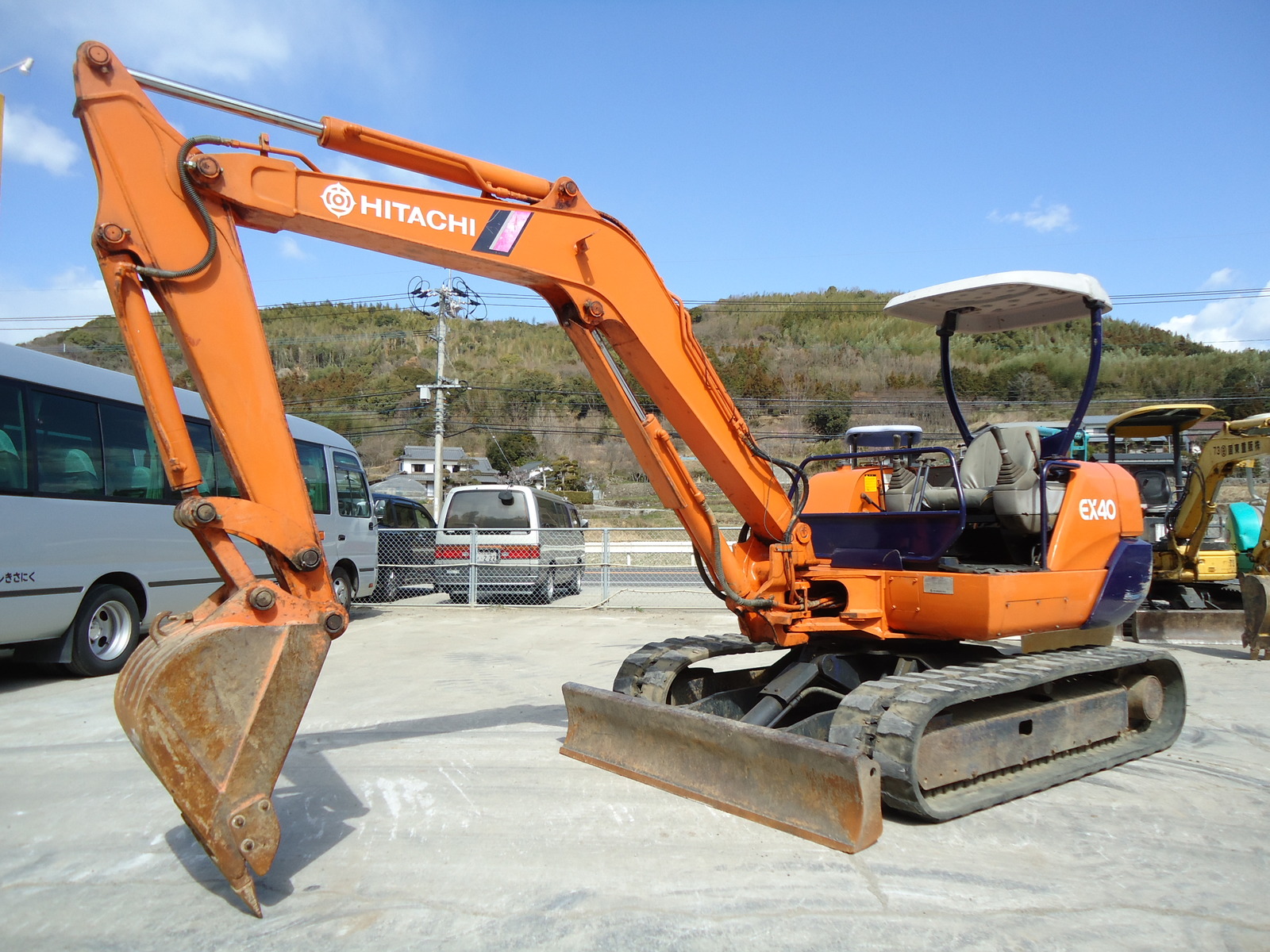 Used Construction Machine Used HITACHI HITACHI Excavator 0.2-0.3m3 EX40-1