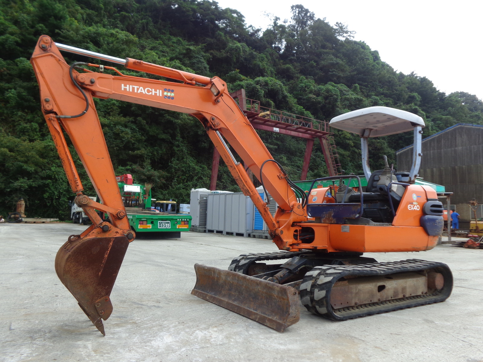 Used Construction Machine Used HITACHI HITACHI Excavator 0.2-0.3m3 EX40-2