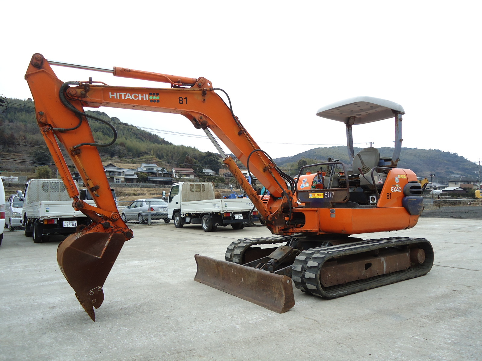 Used Construction Machine Used HITACHI HITACHI Excavator 0.2-0.3m3 EX40-2