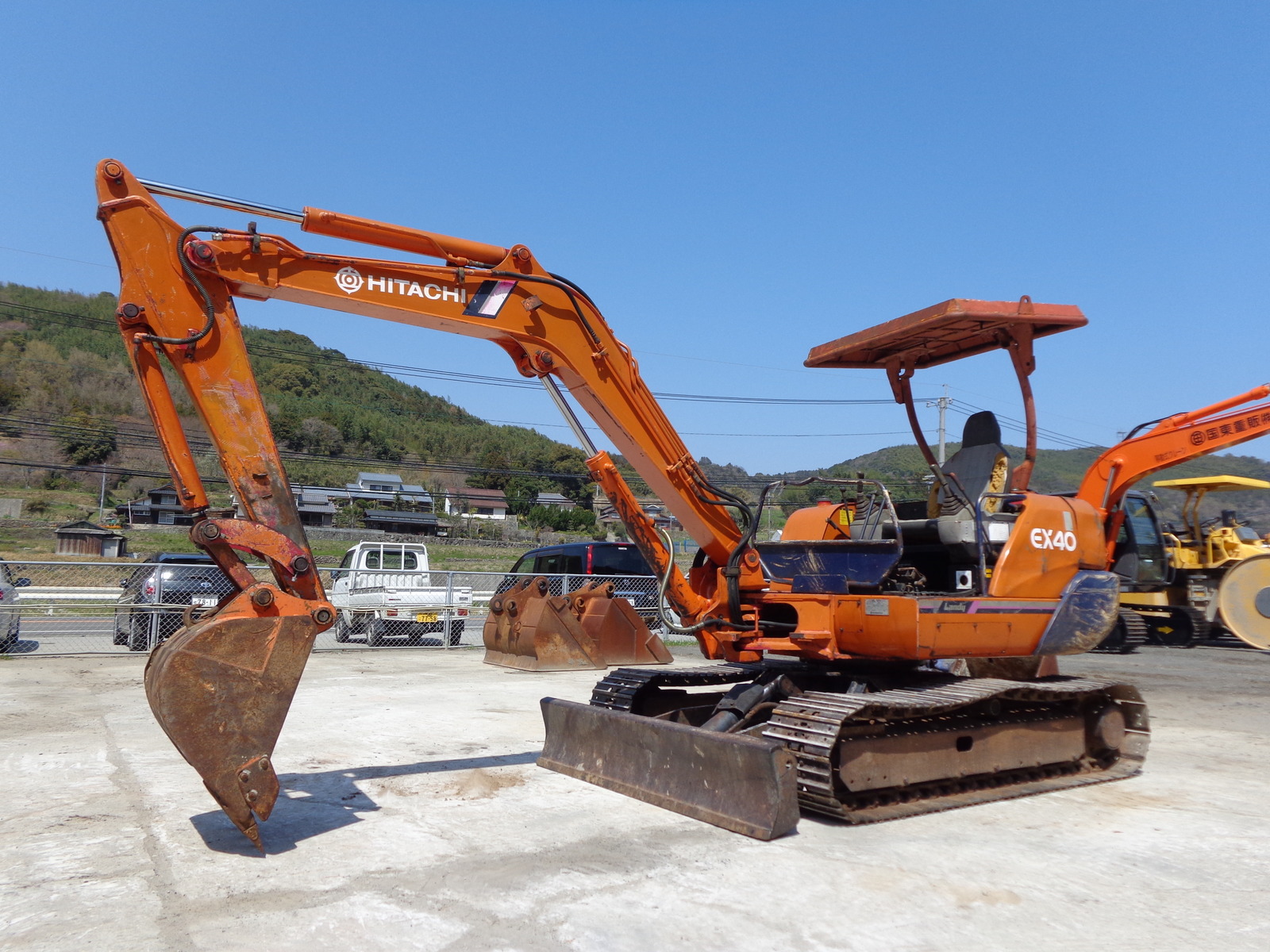 Used Construction Machine Used HITACHI HITACHI Excavator 0.2-0.3m3 EX40