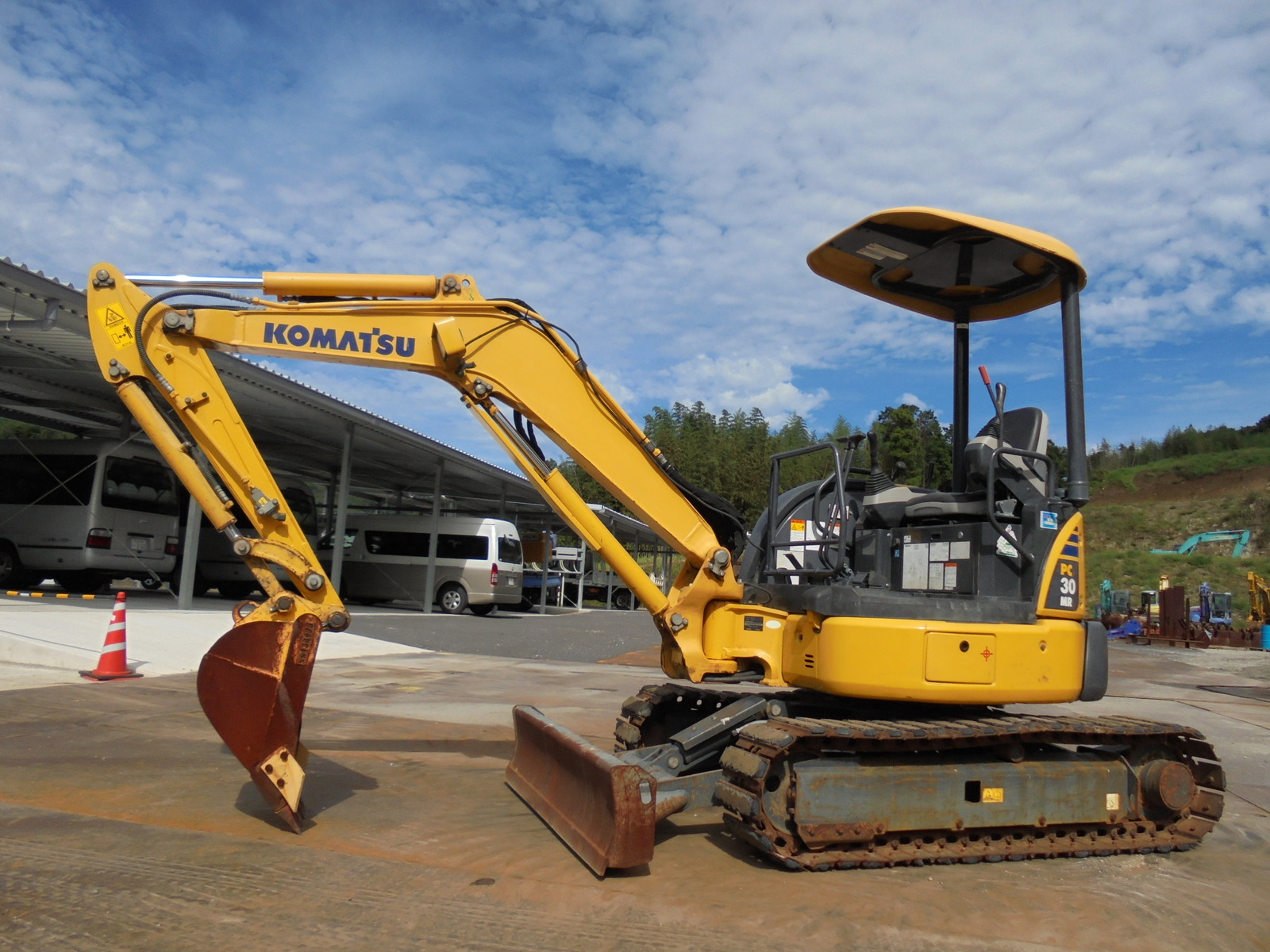 Used Construction Machine Used KOMATSU KOMATSU Excavator ~0.1m3 PC30MR-3