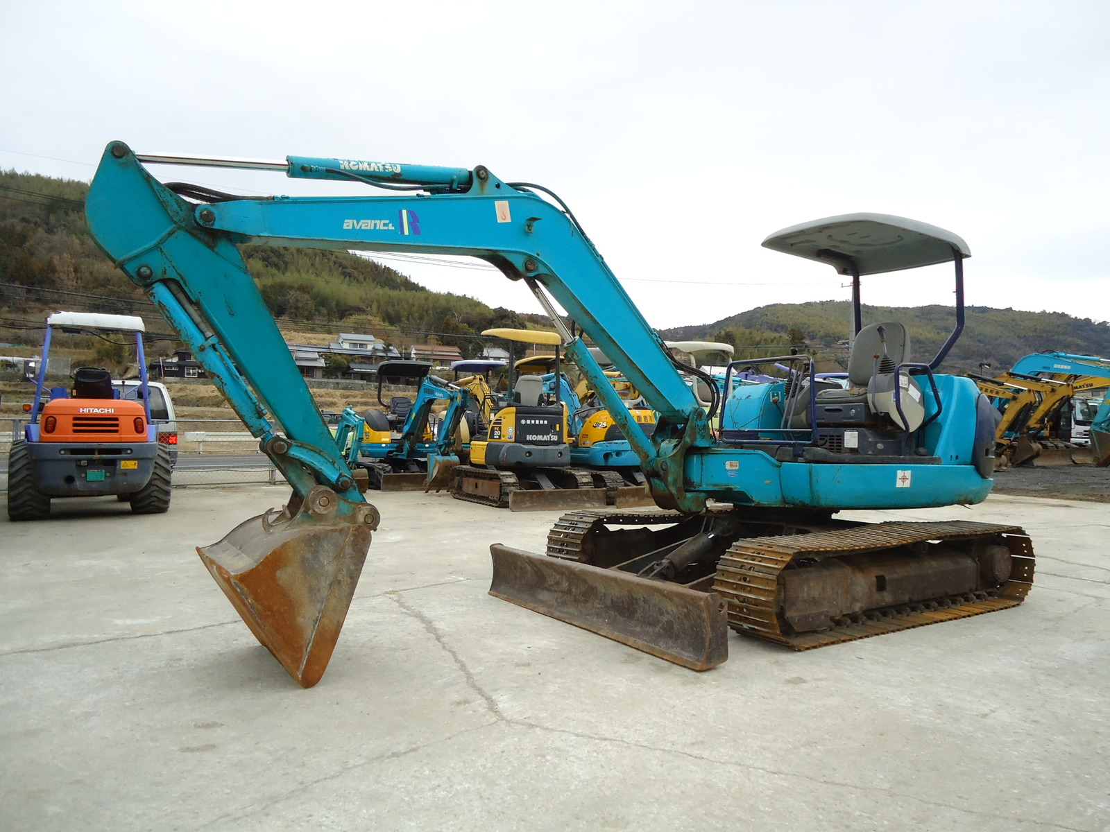 Used Construction Machine Used KOMATSU KOMATSU Excavator 0.2-0.3m3 PC45R-8