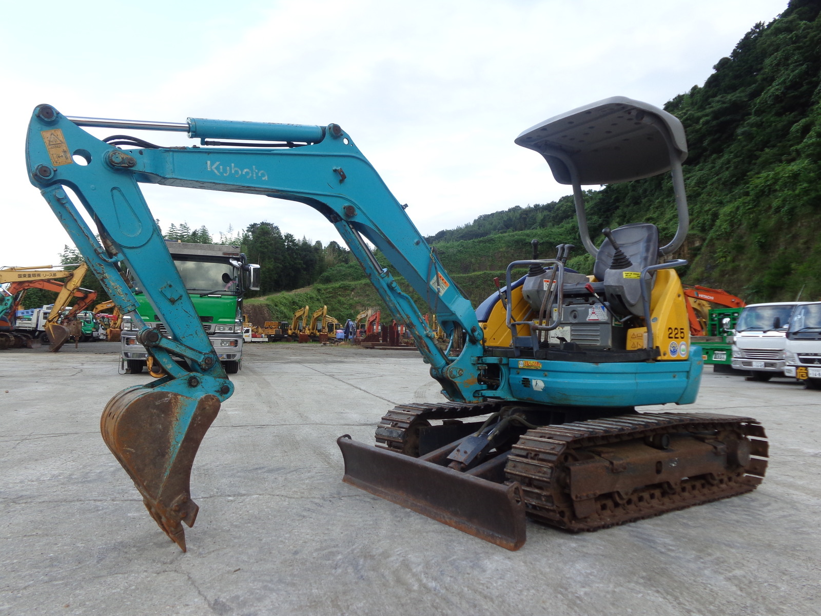 Used Construction Machine Used KUBOTA KUBOTA Excavator ~0.1m3 U-25