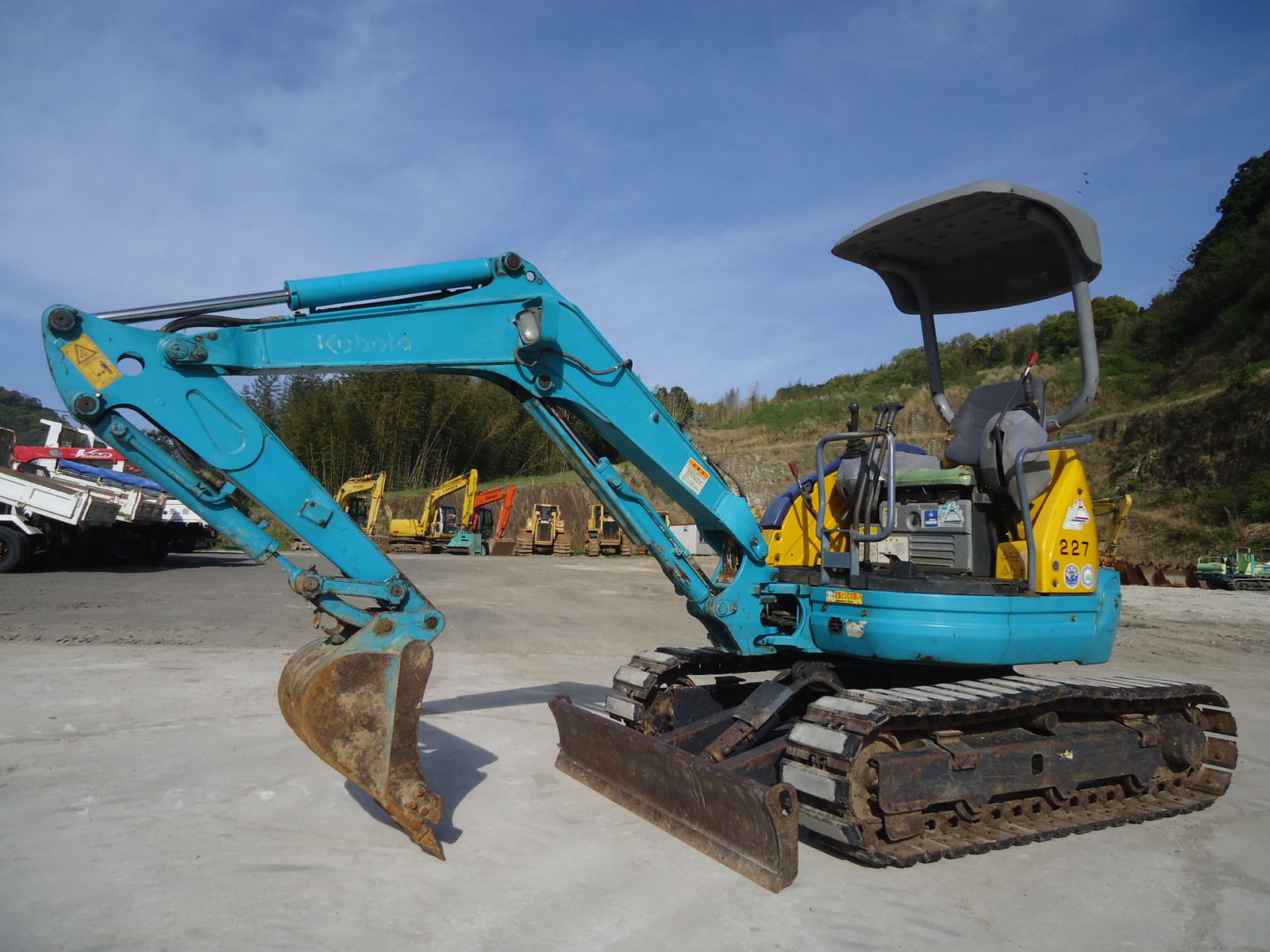 Used Construction Machine Used KUBOTA KUBOTA Excavator ~0.1m3 U-25