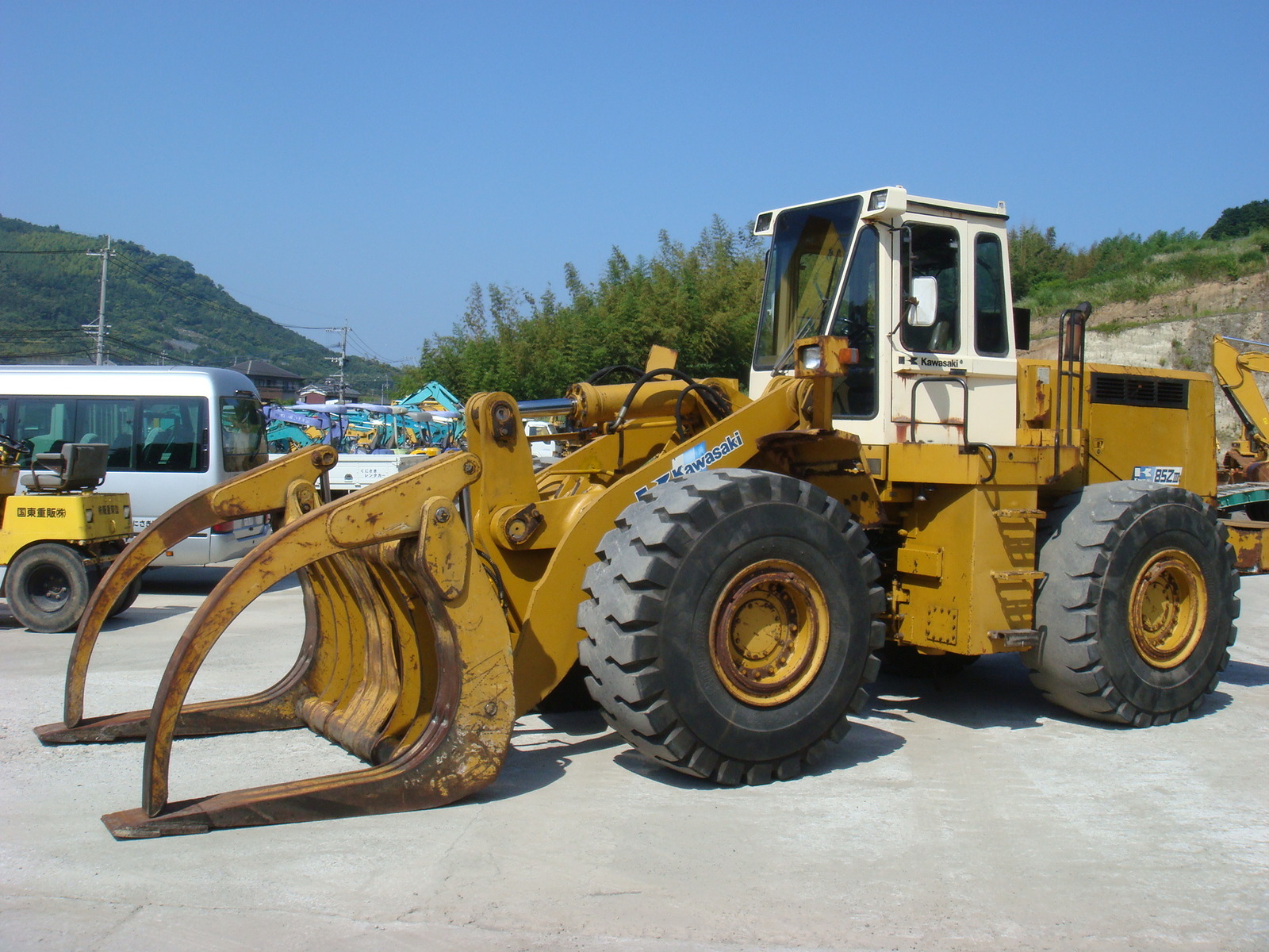 Used Construction Machine Used KAWASAKI KAWASAKI Forestry excavators Wheel log loader KLD85ZIII