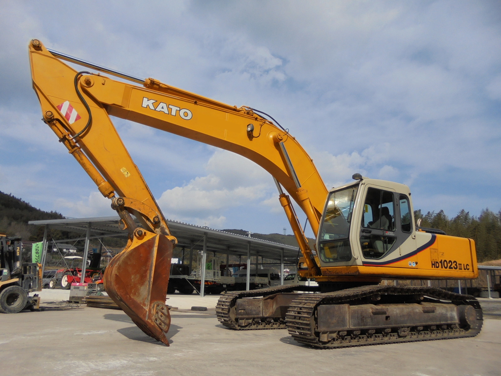 Used Construction Machine Used KATO WORKS KATO WORKS Excavator 1.0~m3 HD1023III-LC