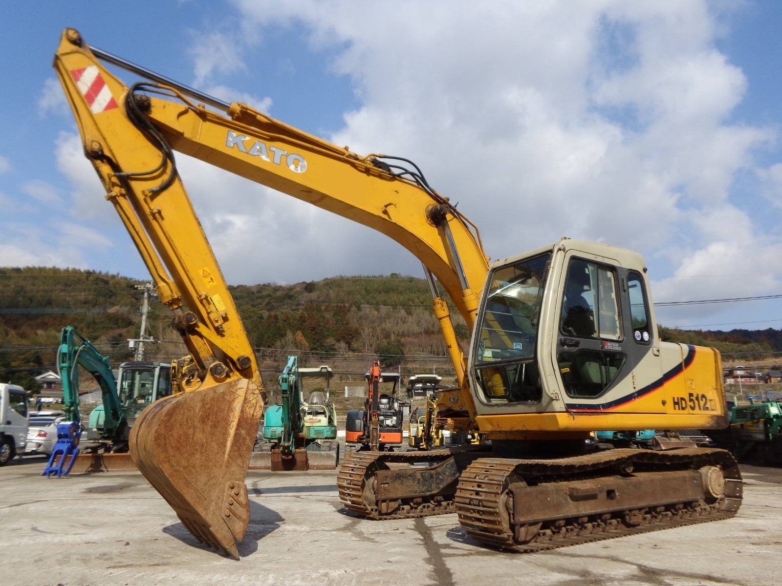 Used Construction Machine Used KATO WORKS KATO WORKS Excavator 0.4-0.5m3 HD512III