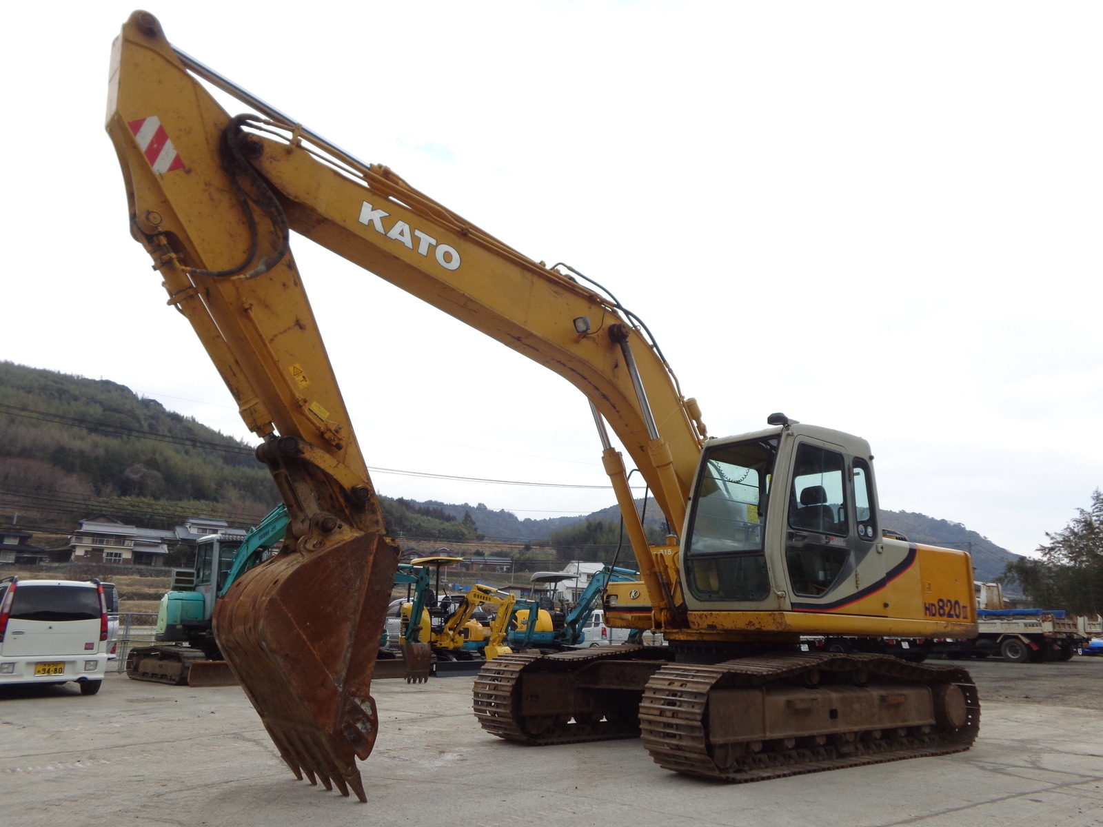 Used Construction Machine Used KATO WORKS KATO WORKS Excavator 0.7-0.9m3 HD820III