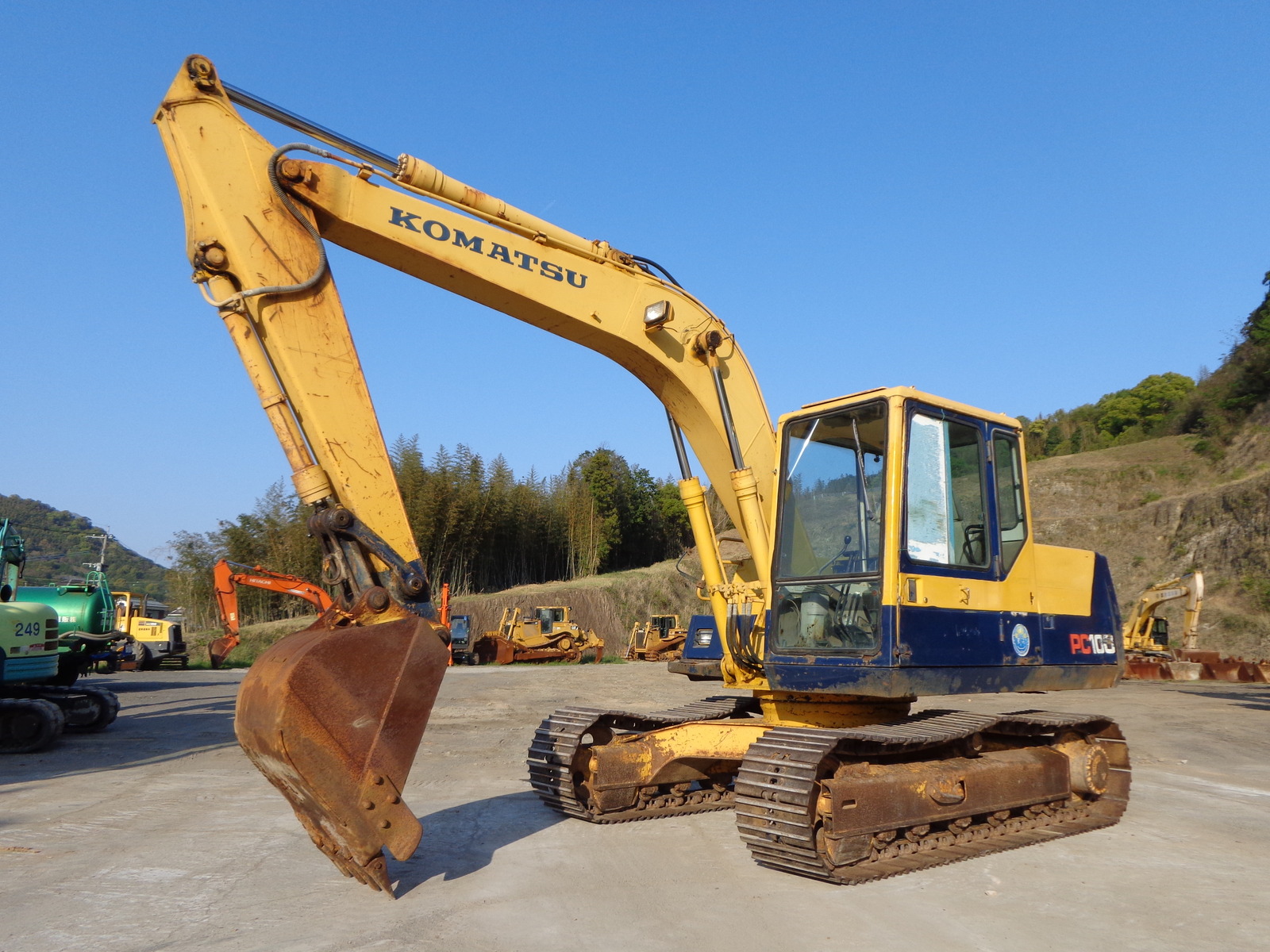 Used Construction Machine Used KOMATSU KOMATSU Excavator 0.4-0.5m3 PC100-5