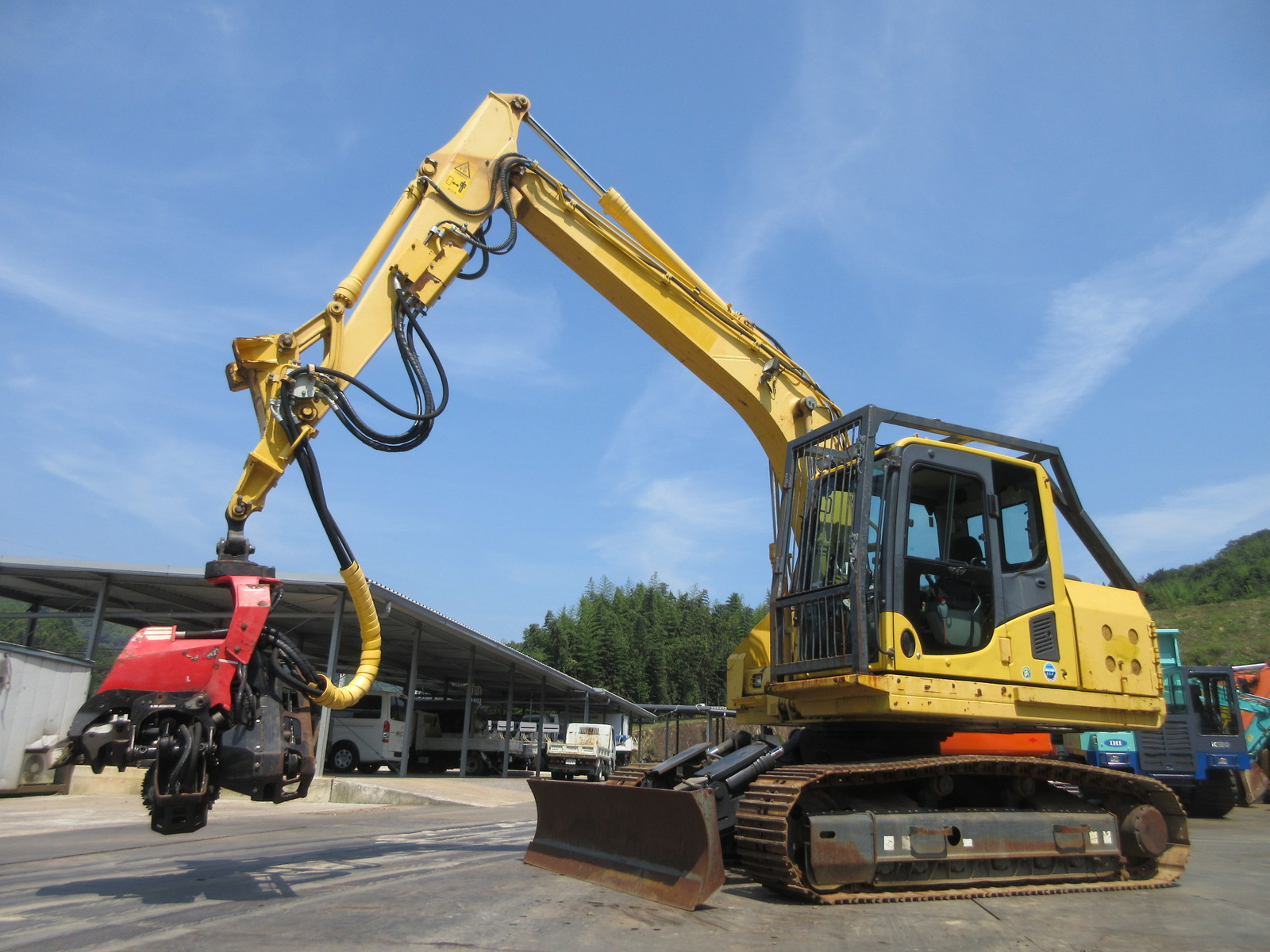 Used Construction Machine Used KOMATSU KOMATSU Forestry excavators Harvester PC120-8